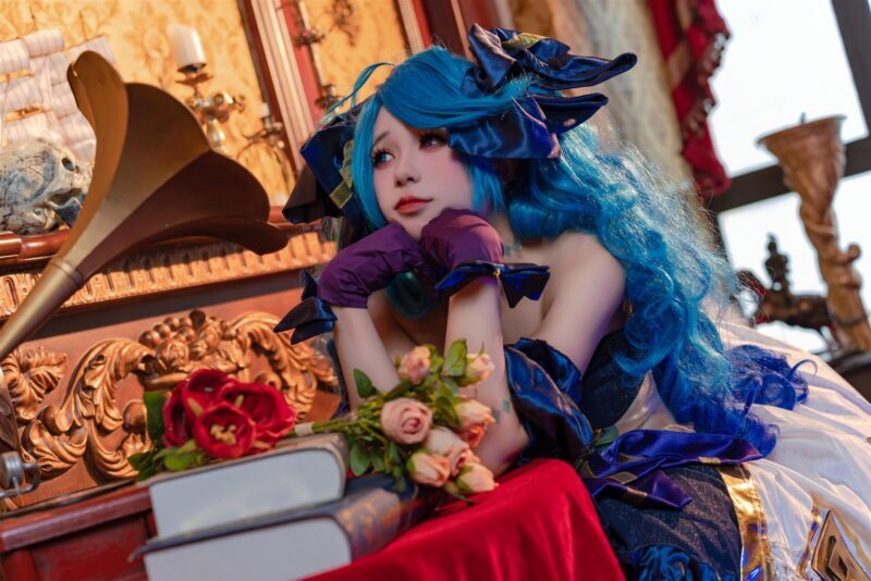 咬一口兔娘格温的最新COS作品惊艳全场 咬一口兔娘格温的最新COS作品惊艳全场