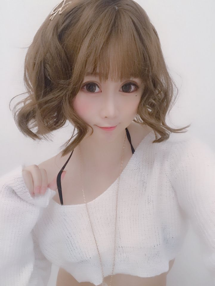 是依酱吖日常穿搭集合，值得记录的每个瞬间