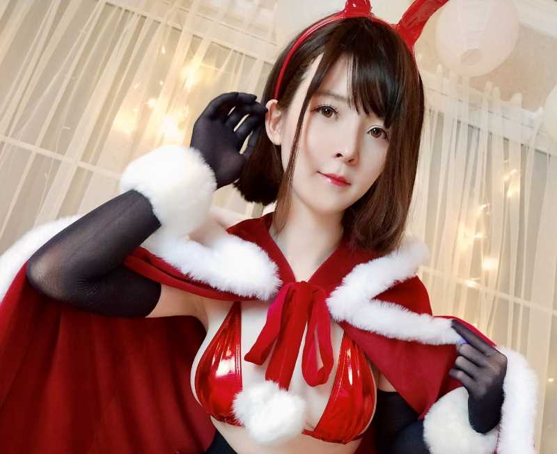 图养眼一小央泽圣诞五号房，一小央泽整过容吗？