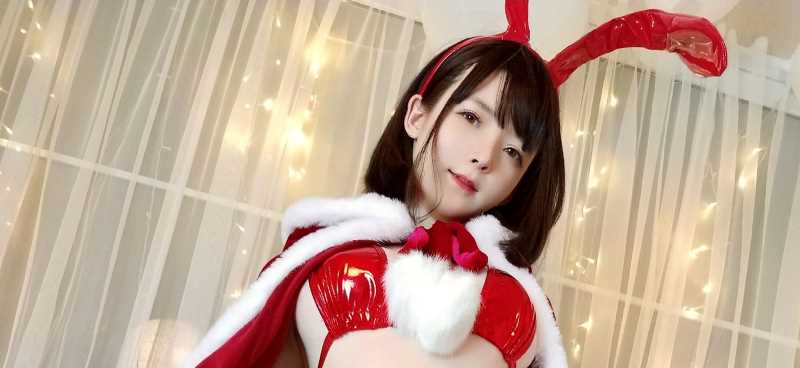 图养眼一小央泽圣诞五号房，一小央泽整过容吗？