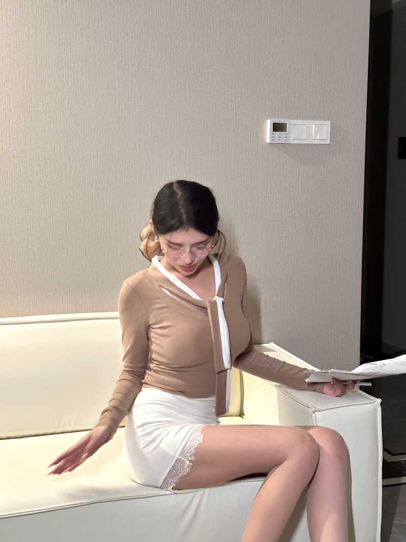 小恩雅订制舞蹈网站,小恩雅定制舞蹈视频怎么看