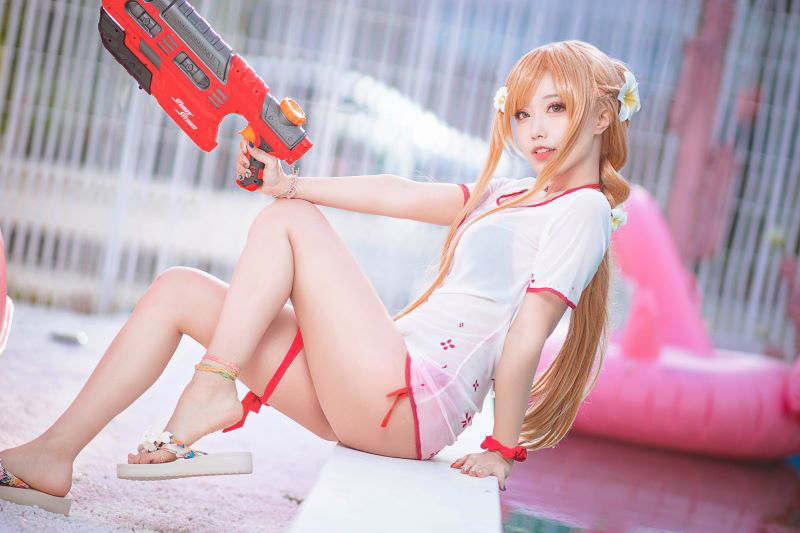 切切celia亚丝娜泳衣秀，为夏日带来一丝清凉