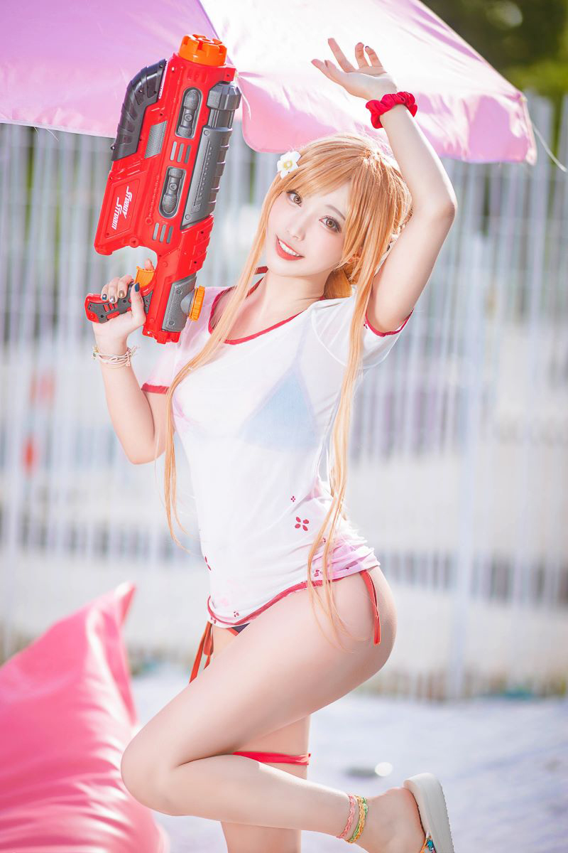 切切celia亚丝娜泳衣秀，为夏日带来一丝清凉