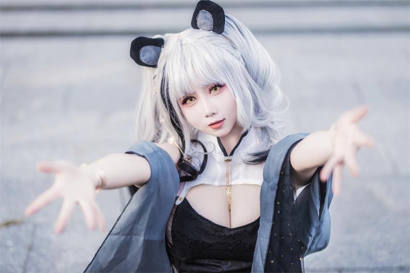 末夜787最新作品-舰长图食铁兽场照